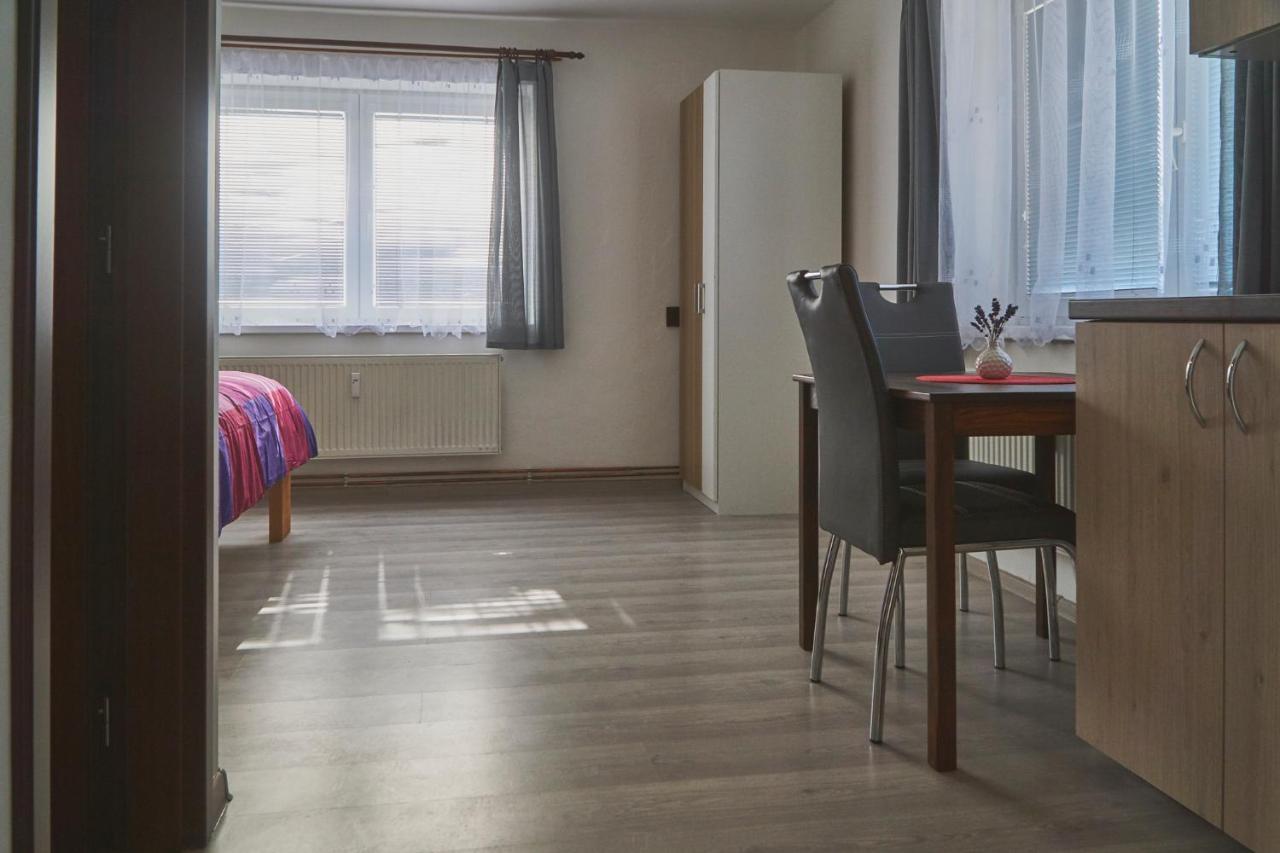 Apartmany Marjanka Jenisovice  外观 照片